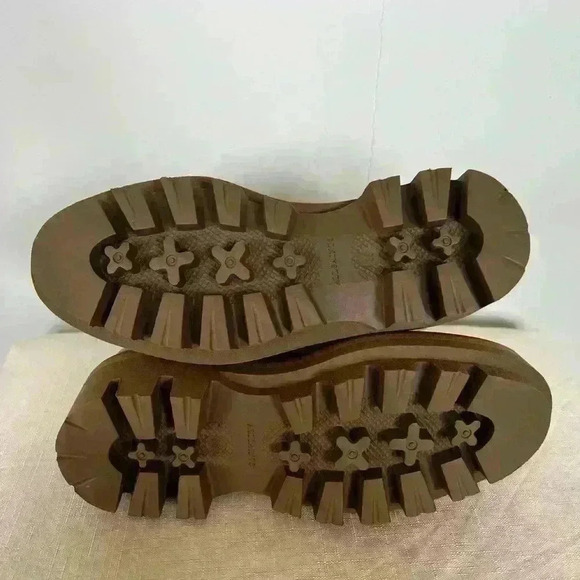 NWOT AllSaints Wanda Sherling Boots - Picture 7 of 7